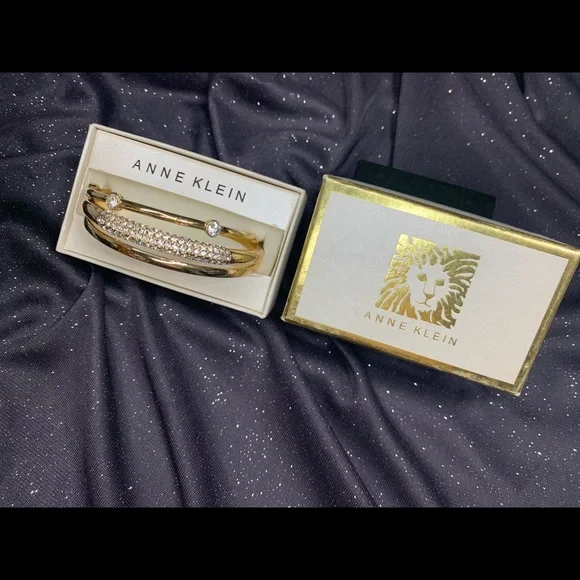 Anne Klein's Thicker Trio Bangles Bracelet - Picture 2 of 4